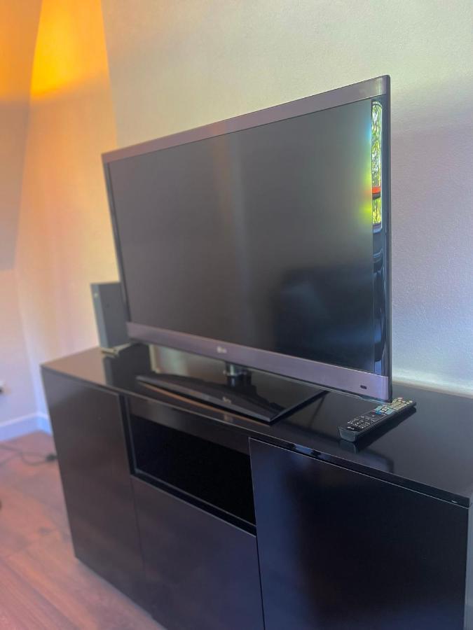 City Apartment, Ferienwohnung 3 Zkdb, Balkon, Dachgeschoss, Naehe Duesseldorf Krefeld Zewnętrze zdjęcie